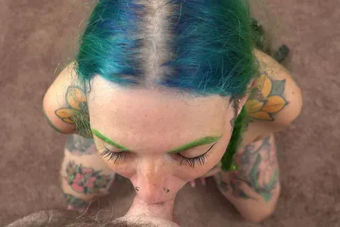 Vibe Ryder: Thick Tattooed MILF Strips and Sucks Him to a Cumshot – photo 13 of 21
