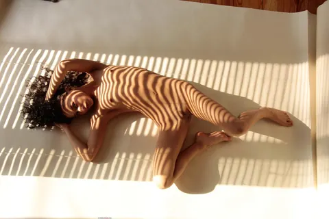 Gloria A: Slim Ebony Brunette Spreads Her Legs Wide – photo 15 of 21