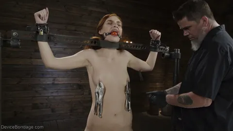Maya Kendrick: Tall Redhead with Natural Tits Spreads and Plays with a Dildo in Bondage – photo 3 of 20
