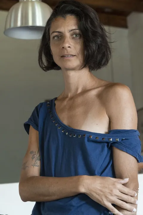Hairy MILF with Small Tits Shows Off in Shorts – photo 4 of 20