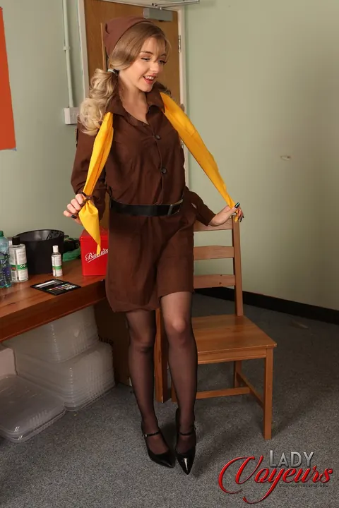Blonde Gabie: Tall Blonde Strips Out of Her Uniform and Poses Nude – photo 10 of 21