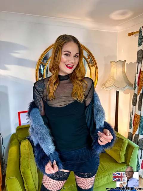 Redhead Strips Out of Her Leather Skirt and Stockings – photo 11 of 21