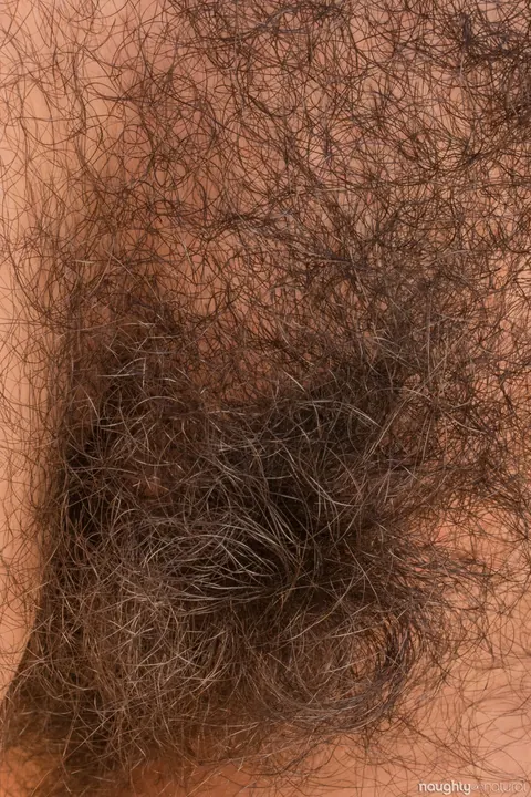 Thick Amateur with Big Tits Spreads Her Hairy Bush Outdoors – photo 16 of 20