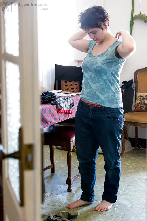 BBW in Jeans Pulls Panties Aside to Show Her Hairy Pussy – photo 15 of 16