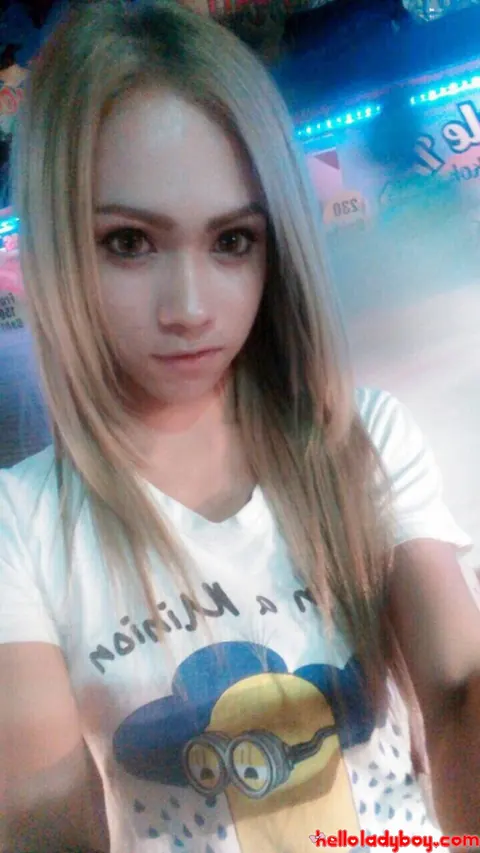 Petite Asian Trans Woman Poses Nude Through Outfit Changes – photo 1 of 14