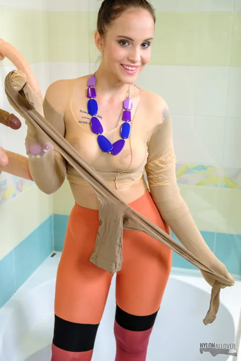 Jennifer Mendez: Czech Brunette in Pantyhose Plays with a Dildo in the Bathroom – photo 7 of 16