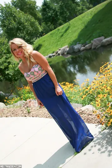 Meet Madden – Slim Blonde MILF Lifts Her Skirt to Flash Leg and Panties Outdoors