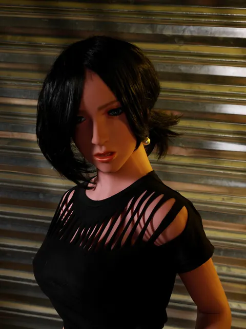 Brunette Stands Nude and Turns to Show Her Figure and Body – photo 10 of 15