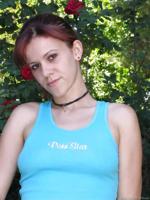 Carrie Crush: Redhead in a Skirt and Panties Shows Her Pussy in the Forest – photo 3 of 16