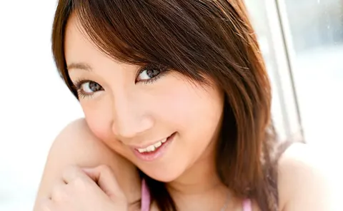 Ryo Akanishi: Busty Japanese Brunette Strips Out of Her Bikini and Spreads – photo 8 of 16