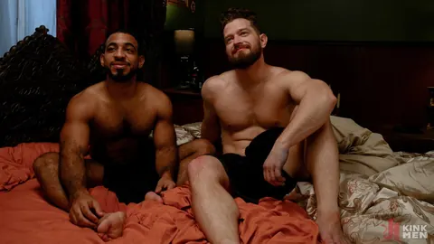 Two Men Kiss and Have Sex in the Nude – photo 21 of 21