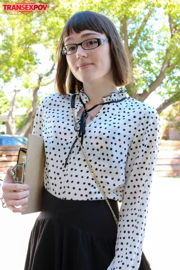 Petite Trans Woman in Lingerie Has Missionary Sex Outdoors