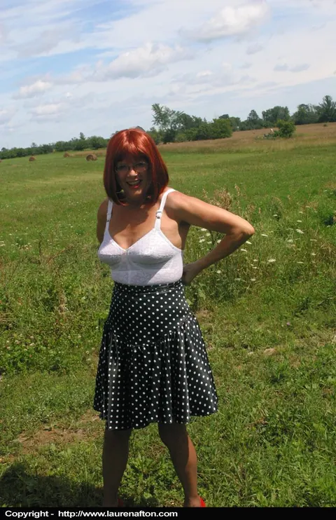 Abigail Fraser: Mature Redhead Strips to Lingerie and Spreads Outdoors – photo 3 of 12
