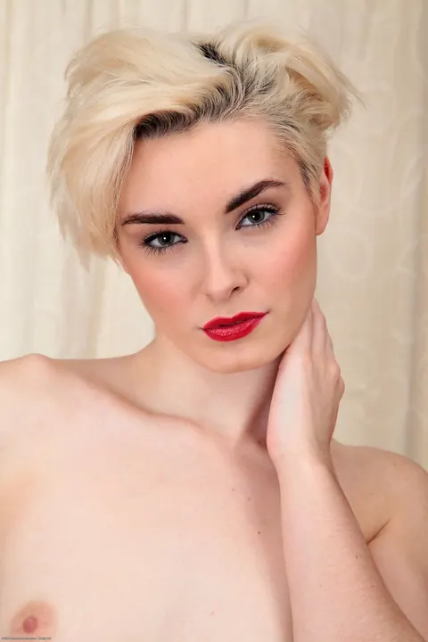 Victoria Porter: Pale British Brunette Undresses and Shows Her Small Natural Tits – photo 21 of 21