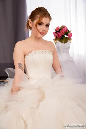 Rebeca Fox – Redhead Bride Takes a Gangbang in Lingerie