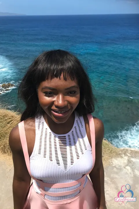 Noemie Bilas: Petite Ebony Babe Strips and Spreads Outdoors – photo 5 of 21