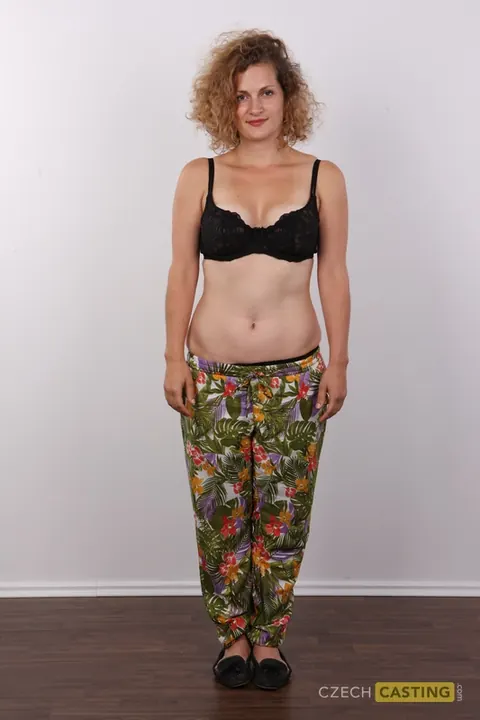 Curly-Haired Czech BBW Uncups Her Big Natural Tits – photo 4 of 20