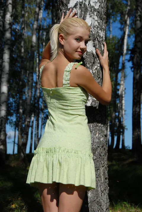 Petite Blonde Strips Out of Her Dress in Public – photo 11 of 21