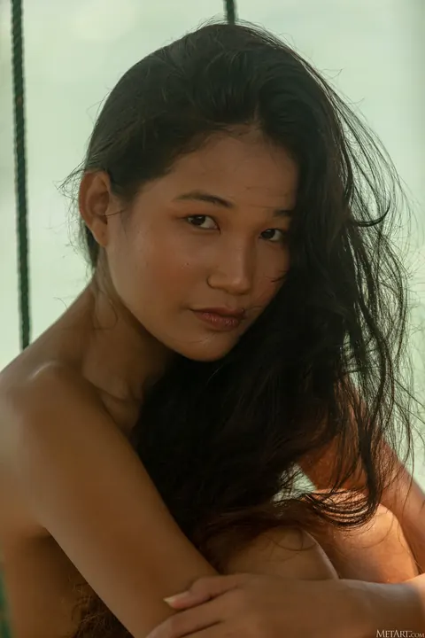 Thai Brunette Poses Nude and Shows Her Body – photo 21 of 21