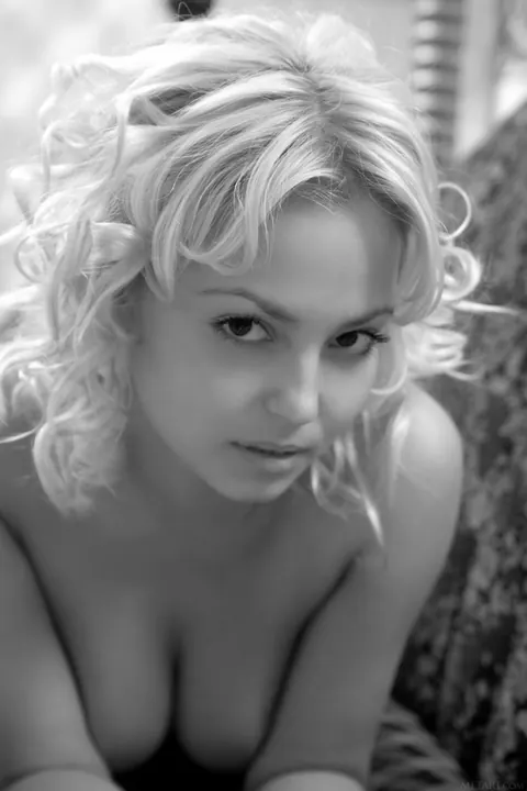 Busty Blonde Drops Her Skirt and Spreads Her Shaved Pussy – photo 20 of 21