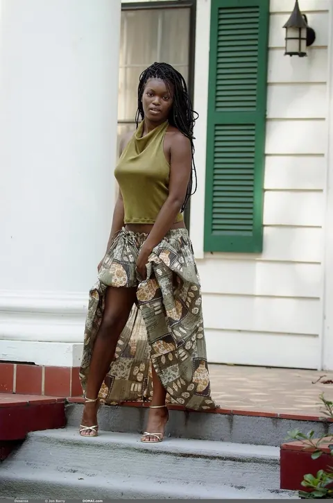 Deserea: Tall Ebony Brunette Bares Her Big Natural Tits Outdoors in a Skirt – photo 17 of 20