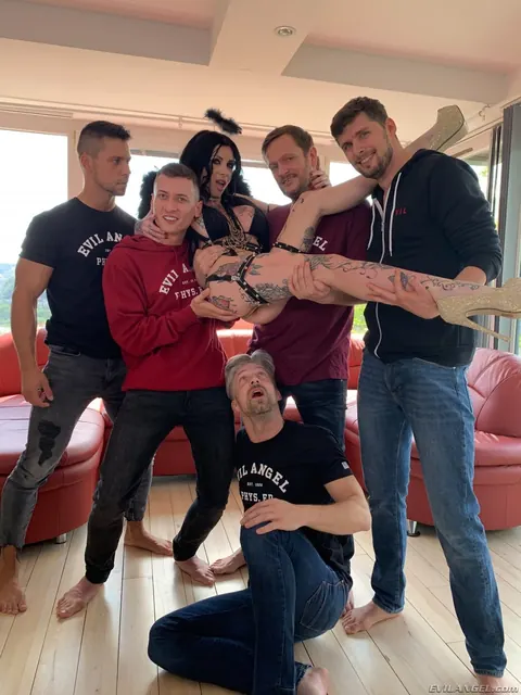 Megan Inky: Tattooed Busty MILF Takes a Gangbang with Double Penetration – photo 8 of 21
