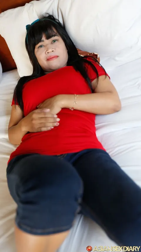 Chubby Asian Babe with Big Tits Gets Fucked in POV – photo 3 of 20