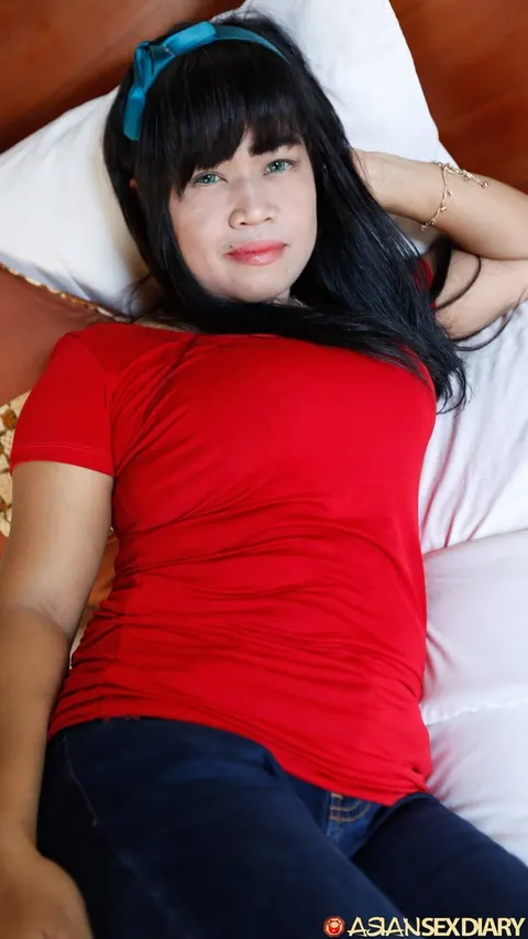 Chubby Asian Babe with Big Tits Gets Fucked in POV – photo 4 of 20