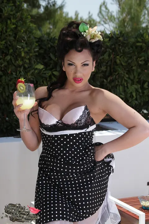 Busty Trans Woman Lifts Her Skirt and Poses Nude – photo 8 of 16