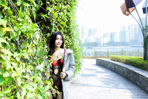 Thick Asian Brunette Flaunts Her Legs in Stockings Outdoors – photo 16 of 21