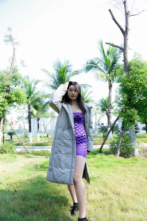 Thick Asian Brunette Flaunts Her Legs in Stockings Outdoors – photo 11 of 21