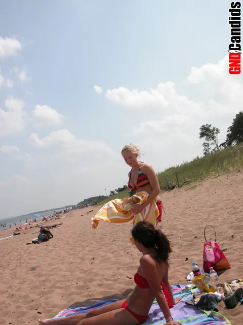Several Thick Asian Women Strip and Flash on the Beach – photo 10 of 12