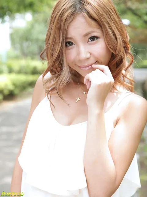 Sumire Matsu: Petite Japanese Brunette Kisses and Fucks Her Partner – photo 1 of 20