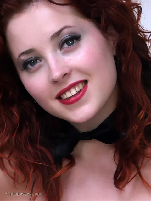 Lucy Collett: Redhead Pinup Model Frees Her Big Natural Tits from Lingerie – photo 17 of 17
