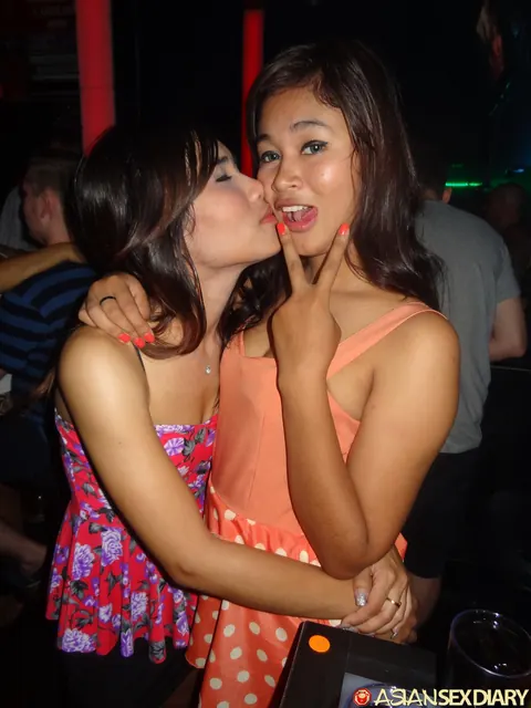 Tall Asian Lesbians Kiss and Strip at Home – photo 4 of 21