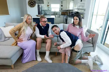 Katie Morgan – Two MILFs in Glasses Suck and Fuck a Guy