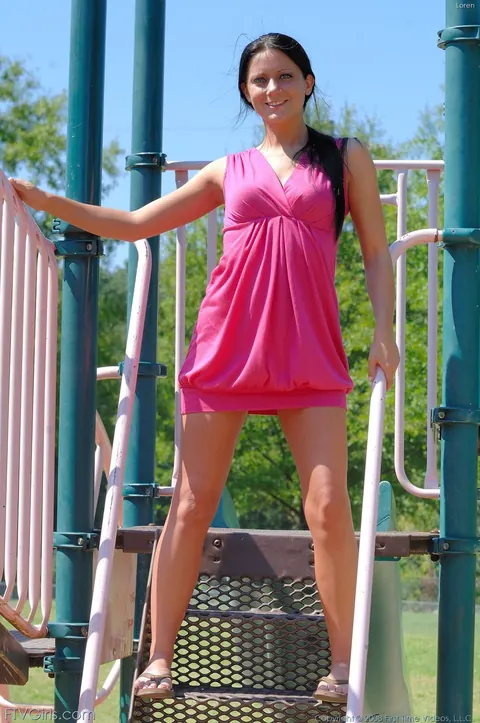 Thick Brunette Toys Her Pussy in a Skirt Outdoors – photo 9 of 21
