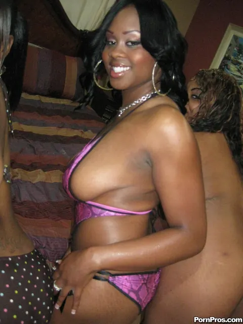Brown Sugar: Busty Ebony Brunette Sucks Cock in a Bikini During Group Sex – photo 8 of 18
