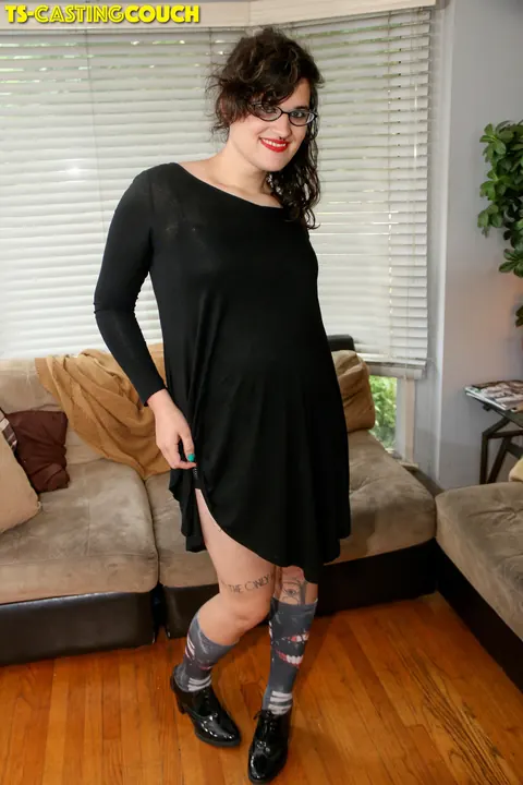 Curvy Trans Woman Spreads Her Legs Wide on the Sofa – photo 2 of 16