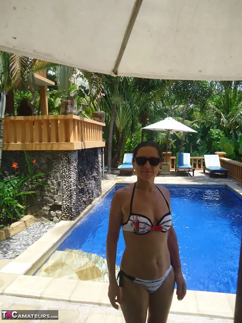 Diana Ananta: Mature BBW Strips Off Her Bikini and Spreads Her Shaved Pussy – photo 2 of 20