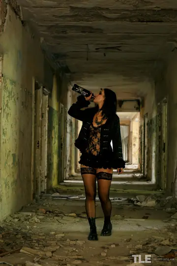 Brunette European Squats and Pisses Outdoors in Stockings and Boots