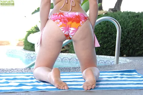 Shakira May: Blonde Latina MILF Strips Out of Her Skirt by the Pool – photo 3 of 16
