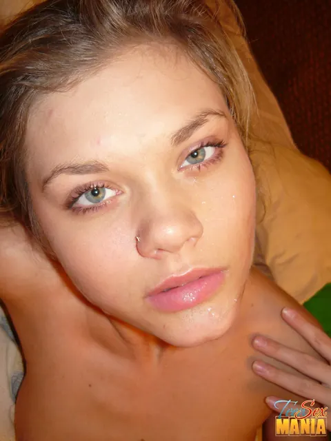 Kathleen Pitts: Amateur Blonde with Natural Tits Takes a Facial – photo 19 of 20