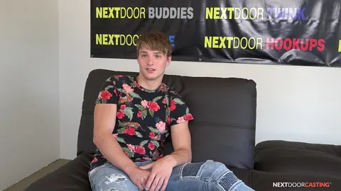 Man Masturbates and Fingers His Ass in Casting – photo 1 of 15