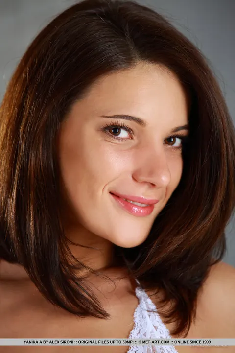 Brunette with Big Tits Strips and Spreads Her Shaved Pussy – photo 1 of 18