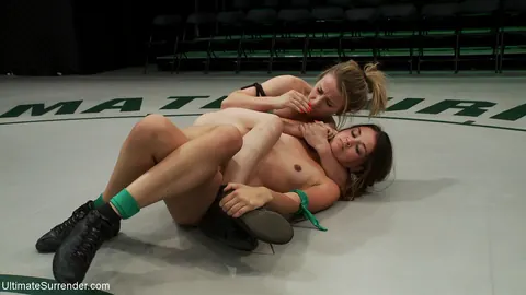 Allie Haze: Blonde MILF and Brunette in Bondage Finger and Lick Pussy – photo 4 of 21