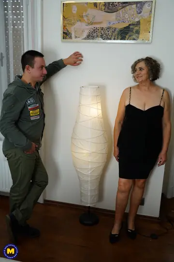 Mature European MILF Sucks Cock and Takes Bareback Sex
