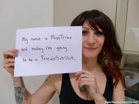 Miss Trixx: Busty Tattooed Amateur Rides Her Man in Heels on the Bed – photo 1 of 16