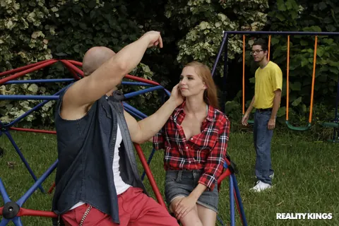 Ava Parker: Athletic Brunette Has Outdoor Public Sex in a Threesome – photo 8 of 21