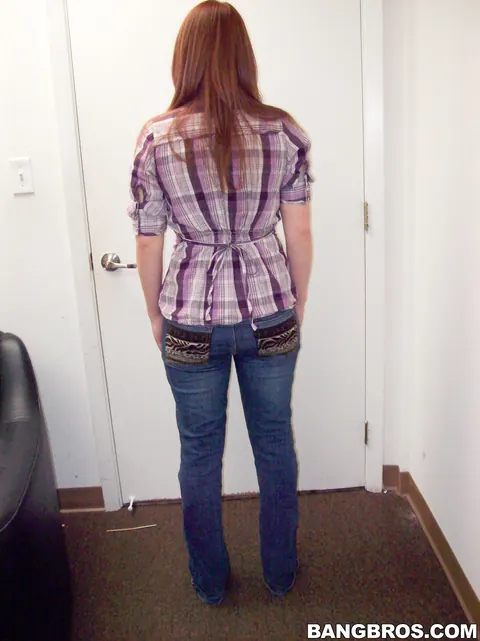 Cammie Fox: Curvy Redhead Strips Out of Her Jeans and Spreads Her Legs at a Casting – photo 3 of 15
